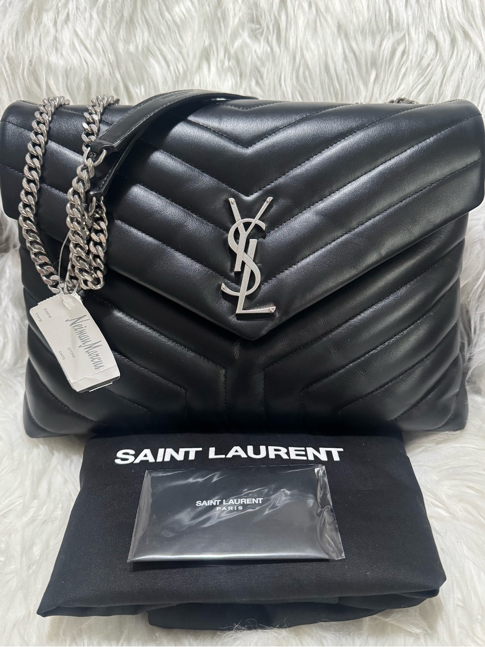 Saint Laurent Loulou Medium